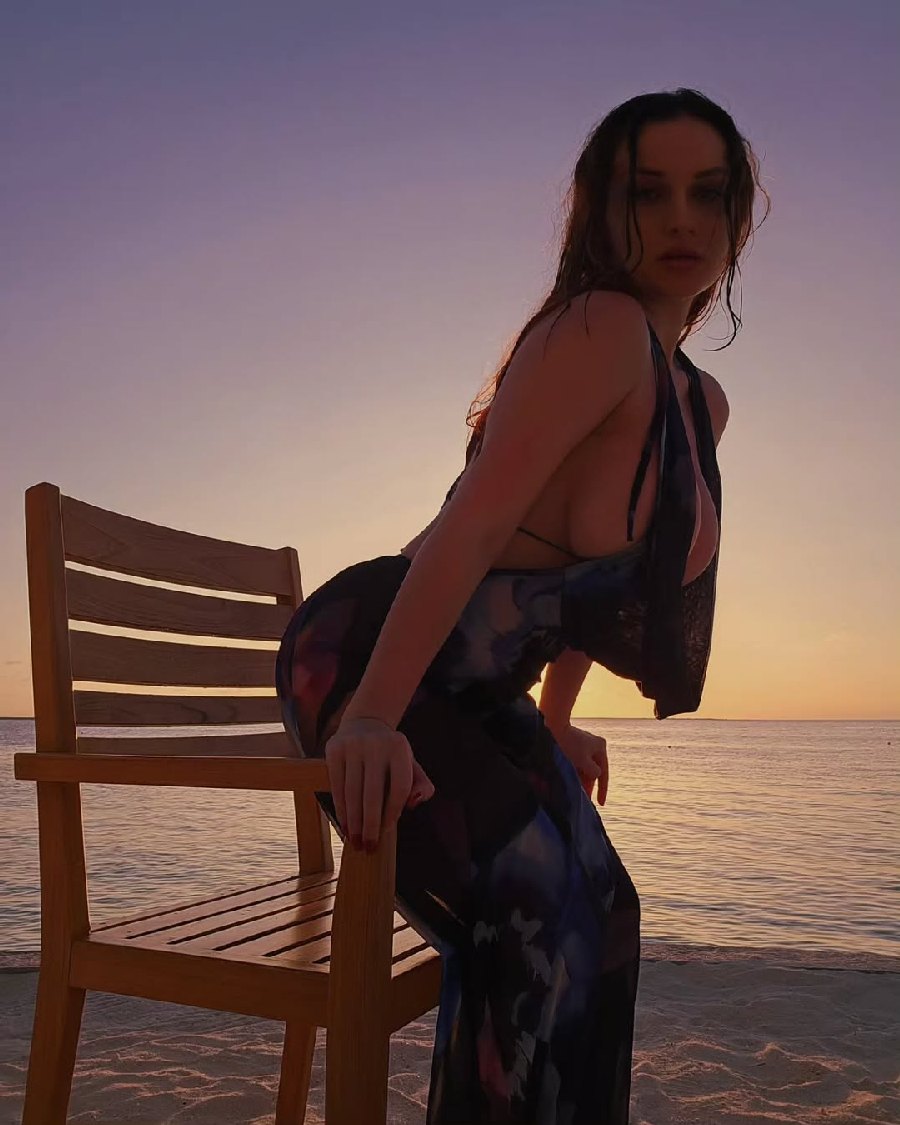 Sexy girl Miranda Faith nude in Sukkur