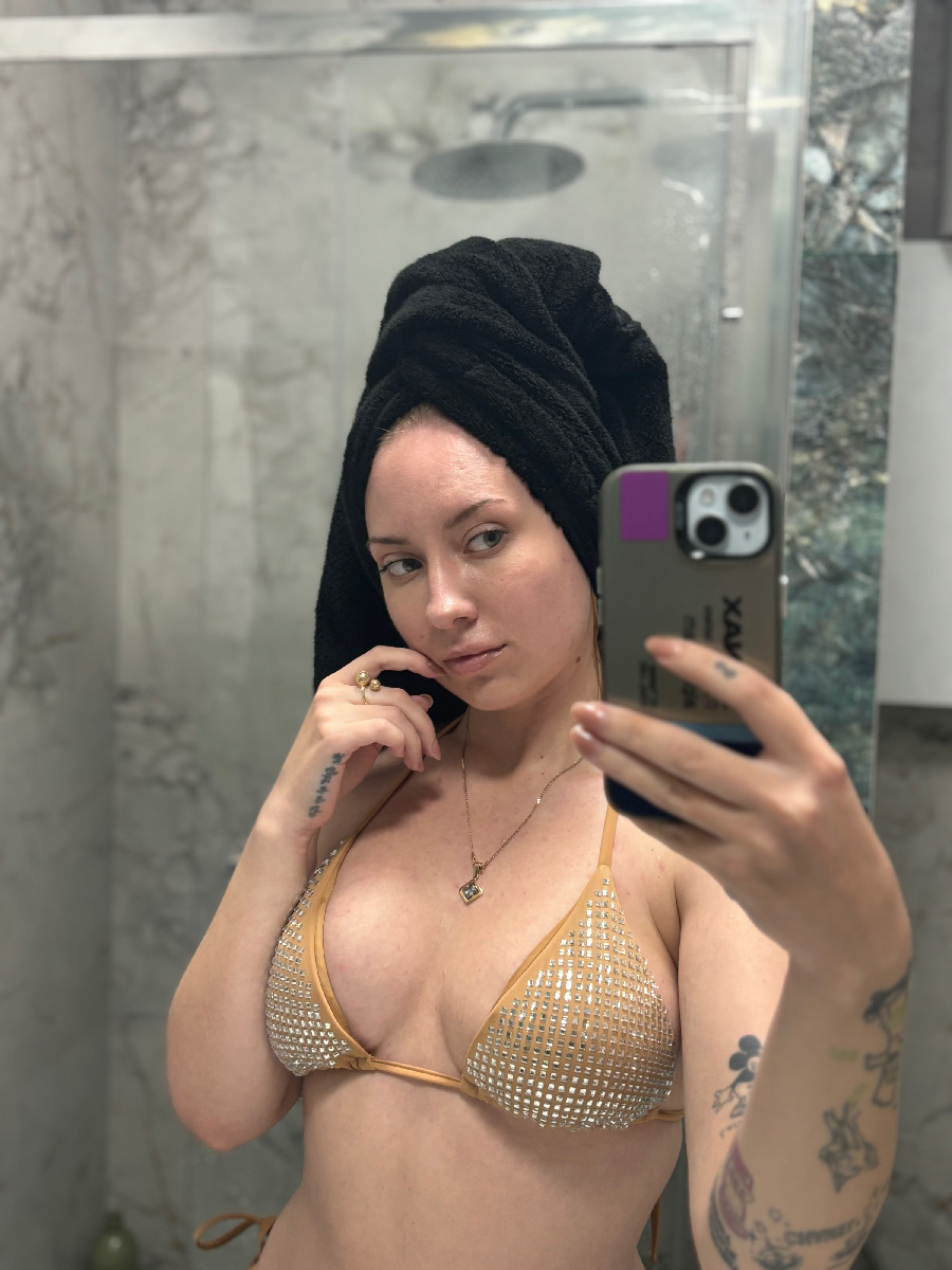 Nude girl KateV in Sukkur